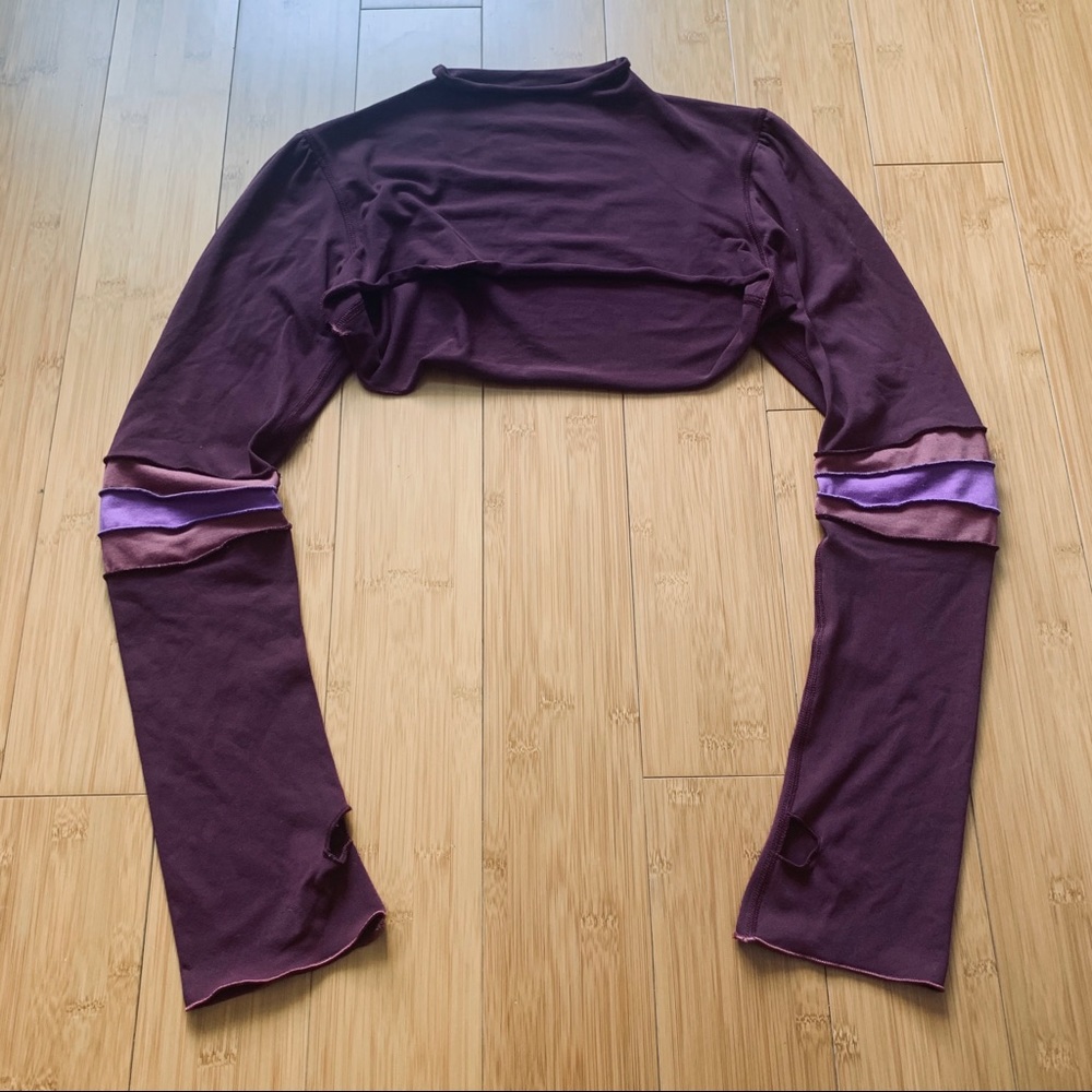 Lululemon Long Sleeve Crop Top
